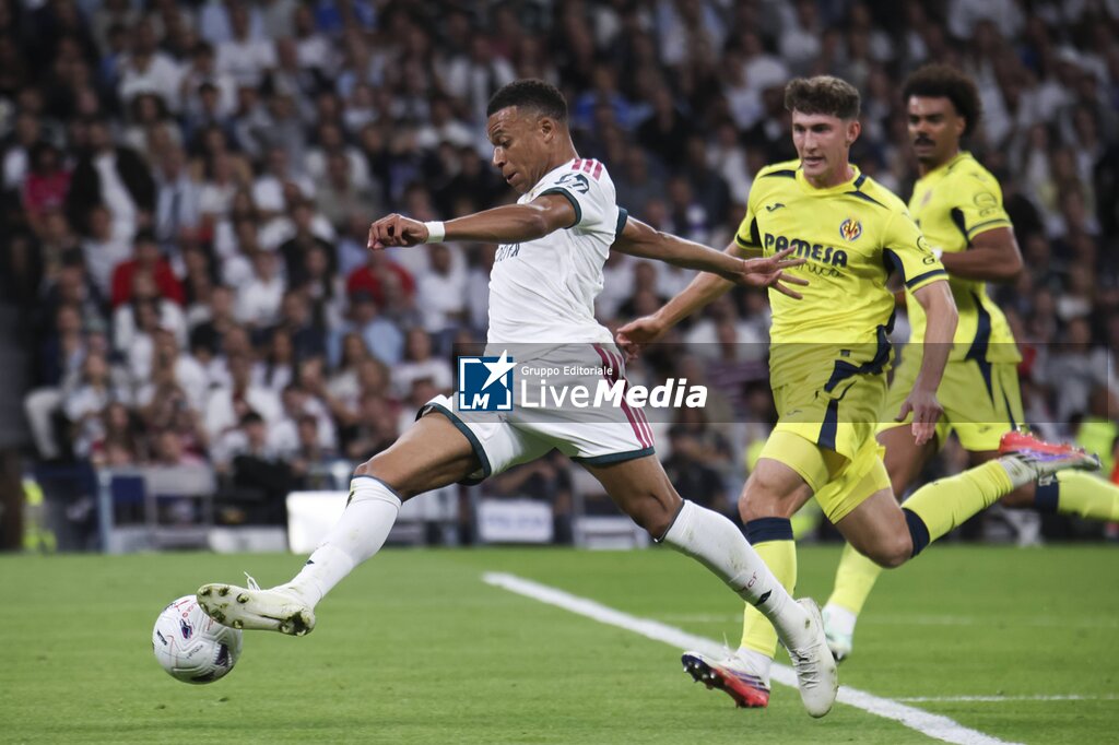 Real Madrid vs Villarreal - SPANISH LA LIGA - SOCCER