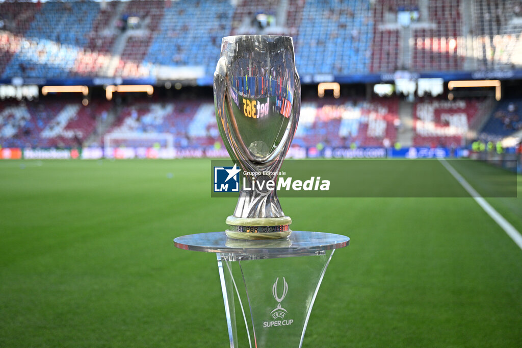 PSG vs Aston Villa FC - UEFA SUPER CUP - SOCCER