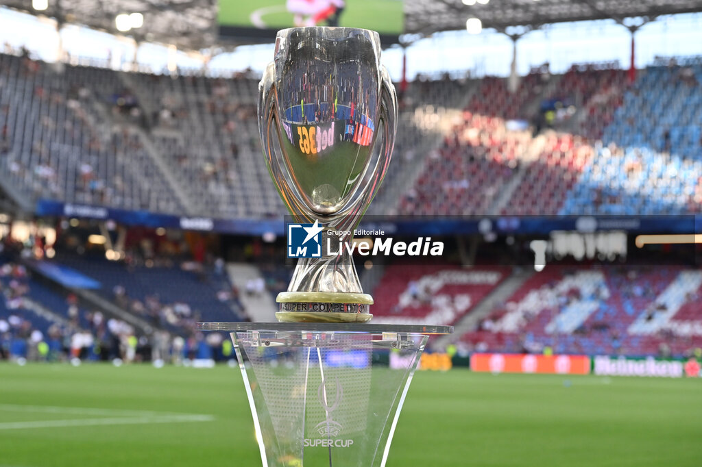 PSG vs Aston Villa FC - UEFA SUPER CUP - SOCCER