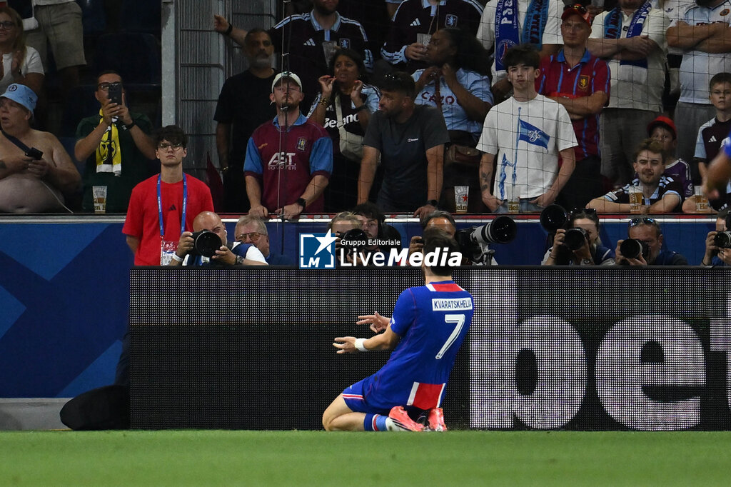 PSG vs Aston Villa FC - UEFA SUPER CUP - SOCCER