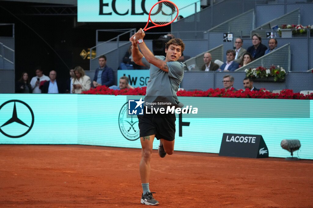 Flavio Cobolli vs Alexander Zve - INTERNATIONALS - TENNIS
