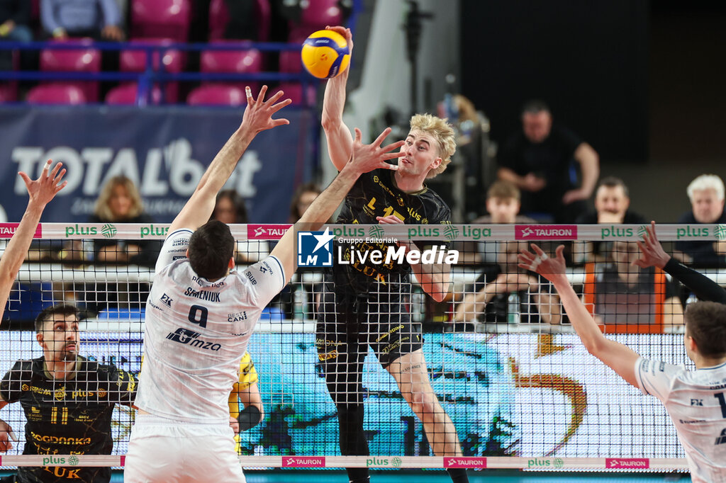 Volley - Plus Liga - PGE Projekt Warszawa vs Bogdanka LUK Lublin - POLISH PLUSLIGA - VOLLEYBALL