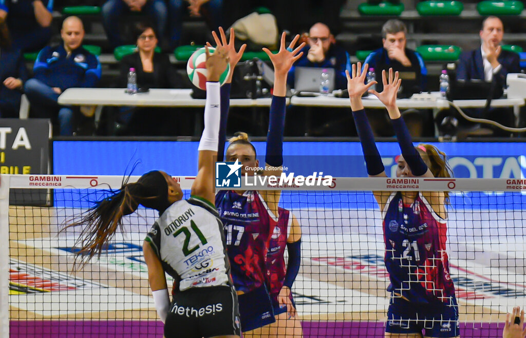 Megabox Ond. Savio Vallefoglia vs Savino Del Bene Scandicci - SERIE A1 WOMEN - VOLLEYBALL