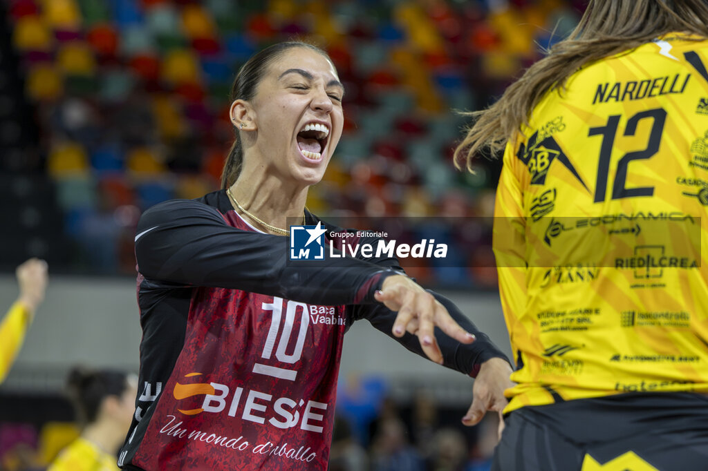 Il Bisonte Firenze vs Valsabbina Millenium Brescia - SERIE A1 WOMEN - VOLLEYBALL
