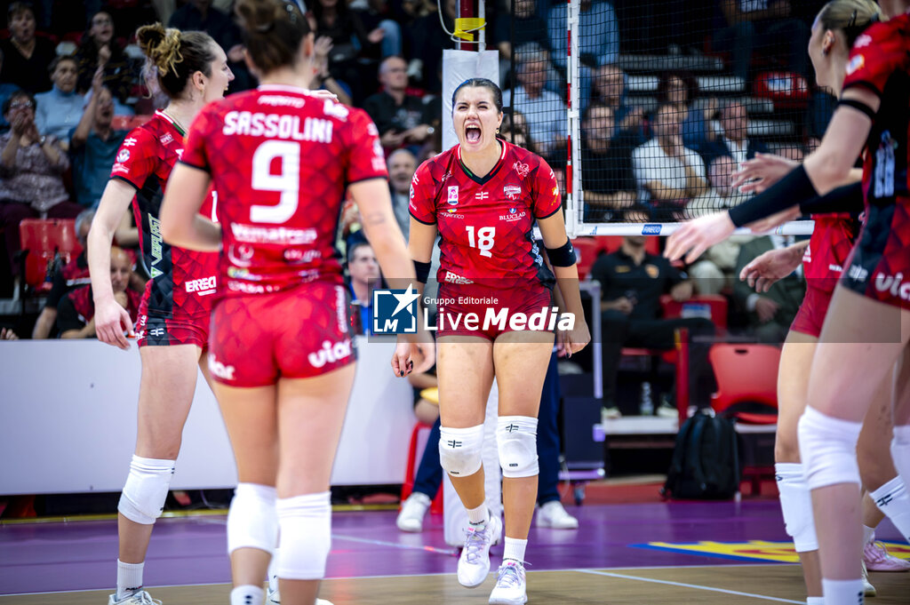 Futura Giovani Busto Arsizio vs Ferraro SMI Roma Volley - WOMEN SERIE A2 - VOLLEYBALL