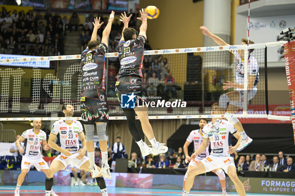 Semifinal - Itas Trentino vs Sir Susa Scai Perugia - SUPERCOPPA - VOLLEYBALL