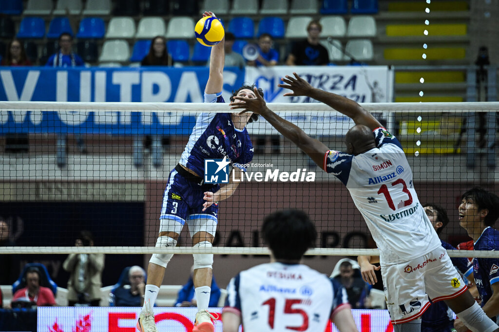 Cisterna Volley vs Allianz Milano 3-0 (29-27, 25-14, 25-15) - SUPERLEAGUE SERIE A - VOLLEYBALL