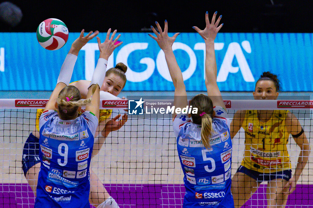 Semifinal - A. Carraro Prosecco DOC Conegliano vs Igor Gorgonzola Novara - WOMEN ITALIAN CUP - VOLLEYBALL