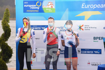 2021-04-11 - The podium Lightweight Women's Single Sculls: Gianina-Elena Beleaga (ROU) silver medal, Alena Furman (BLR) silver medal, Claire Bove (FRA), bronze medal - CAMPIONATI EUROPEI CANOTTAGGIO 2021 - ROWING - OTHER SPORTS