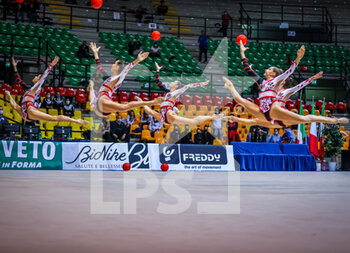 2020-10-10 - Italy group team during the Serie A 2020 round 3° at the PalaBancoDesio, Desio, Italy on October 10, 2020 - Photo Fabrizio Carabelli - GINNASTICA RITMICA - CAMPIONATO NAZIONALE SERIE A - GYMNASTICS - OTHER SPORTS