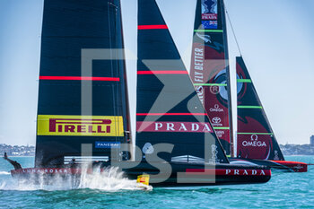 2020-12-15 - Luna Rossa Prada Pirelli Team and Emirates Team New Zealand on leg two of a practice match during Official practice ahead of the Prada Christmas Cup on dÃ©cember 15 2020, Auckland, New Zealand. Photo: Chris Cameron / DPPI - CHRISTMAS CUP 2020 - PRADA OFFICIAL PRACTICE - SAILING - OTHER SPORTS