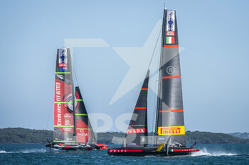 2020-12-15 - Emirates Team New Zealand develops a convincing lead over Luna Rossa Prada Pirelli Team during Official practice ahead of the Prada Christmas Cup on dÃ©cember 15 2020, Auckland, New Zealand. Photo: Chris Cameron / DPPI - CHRISTMAS CUP 2020 - PRADA OFFICIAL PRACTICE - SAILING - OTHER SPORTS