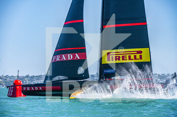 2020-12-16 - Luna Rossa Prada Pirelli Team in their match against Emirates Team New Zealand during the Prada America's Cup World Series Auckland Race Day One, on december 17 2020, Auckland, New Zealand. Photo: Chris Cameron / DPPI - PRADA AMERICA'S CUP WORLD SERIES 2020 & PRADA CHRISTMAS RACE 2020 - SAILING - OTHER SPORTS