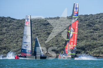 2020-12-16 - Emirates Team New loses to American Magic by 12 seconds during the Prada America's Cup World Series Auckland Race Day One, on december 17 2020, Auckland, New Zealand. Photo: Chris Cameron / DPPI - PRADA AMERICA'S CUP WORLD SERIES 2020 & PRADA CHRISTMAS RACE 2020 - SAILING - OTHER SPORTS