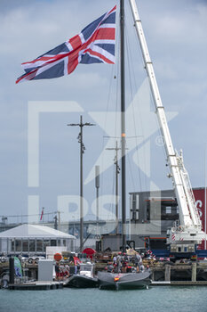 2020-12-16 - INEOS Team UK prepare Britannia for racing during the Prada America's Cup World Series Auckland Race Day Two, on december 1 2020, Auckland, New Zealand. Photo: Chris Cameron / DPPI - PRADA AMERICA'S CUP WORLD SERIES 2020 & PRADA CHRISTMAS RACE 2020 - SAILING - OTHER SPORTS