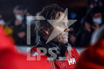 2021-01-27 - Yannick Bestaven (fra) sailing on the Imoca Maître Coq IV during the arrival of the 2020-2021 Vendée Globe 80 days, 03 heures, 44 minutes et 46 secondes, 9th edition of the solo non-stop round the world yacht race, on January 27th 2021 in Les Sables-d'Olonne, France - Photo Pierre Bouras / DPPI - ARRIVAL OF THE 2020-2021 VENDéE GLOBE, 9TH EDITION OF THE SOLO NON-STOP ROUND THE WORLD YACHT RACE - SAILING - OTHER SPORTS