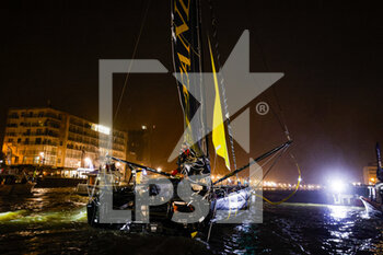 2021-02-01 - finishing the Vendée Globe 2020-2021 in 84 days 17 hours 50 seconds during the arrival of the 2020-2021 Vendée Globe, 9th edition of the solo non-stop round the world yacht race, on February 1st 2021 in Les Sables-d'Olonne, France - Photo Pierre Bouras / DPPI - ARRIVAL OF THE 2020-2021 VENDéE GLOBE, 9TH EDITION OF THE SOLO NON-STOP ROUND THE WORLD YACHT RACE - SAILING - OTHER SPORTS