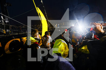 2021-02-01 - finishing the Vendée Globe 2020-2021 in 84 days 17 hours 50 seconds during the arrival of the 2020-2021 Vendée Globe, 9th edition of the solo non-stop round the world yacht race, on February 1st 2021 in Les Sables-d'Olonne, France - Photo Pierre Bouras / DPPI - ARRIVAL OF THE 2020-2021 VENDéE GLOBE, 9TH EDITION OF THE SOLO NON-STOP ROUND THE WORLD YACHT RACE - SAILING - OTHER SPORTS