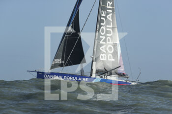 2021-02-01 - Clarisse Cremer (fra) sailing on the Imoca Banque Populaire X finishing the Vendée Globe 2020-2021 in 87 days 2 hours 24 minutes and 25 seconds during the arrival of the 2020-2021 Vendée Globe, 9th edition of the solo non-stop round the world yacht race, on February 3rd 2021 in Les Sables-d'Olonne, France - Photo Pierre Bouras / DPPI - ARRIVAL OF THE 2020-2021 VENDéE GLOBE, 9TH EDITION OF THE SOLO NON-STOP ROUND THE WORLD YACHT RACE - SAILING - OTHER SPORTS