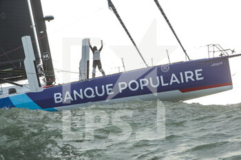 2021-02-01 - Clarisse Cremer (fra) sailing on the Imoca Banque Populaire X finishing the VendÃ©e Globe 2020-2021 in 87 days 2 hours during the arrival of the 2020-2021 VendÃ©e Globe, 9th edition of the solo non-stop round the world yacht race, on February 3rd 2021 in Les Sables-d'Olonne, France - Photo Pierre Bouras / DPPI - ARRIVAL OF THE 2020-2021 VENDéE GLOBE, 9TH EDITION OF THE SOLO NON-STOP ROUND THE WORLD YACHT RACE - SAILING - OTHER SPORTS