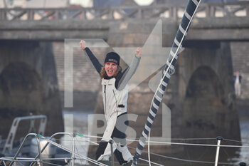 2021-02-01 - Clarisse Cremer (fra) sailing on the Imoca Banque Populaire X finishing the VendÃ©e Globe 2020-2021 in 87 days 2 hours during the arrival of the 2020-2021 VendÃ©e Globe, 9th edition of the solo non-stop round the world yacht race, on February 3rd 2021 in Les Sables-d'Olonne, France - Photo Christophe Favreau / DPPI - ARRIVAL OF THE 2020-2021 VENDéE GLOBE, 9TH EDITION OF THE SOLO NON-STOP ROUND THE WORLD YACHT RACE - SAILING - OTHER SPORTS