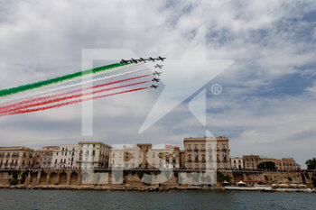 2021-06-05 - Pattuglia Acrobatica Nazionale on Taranto town - SAIL GRAND PRIX 2021 (DAY 1) - SAILING - OTHER SPORTS