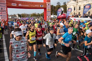 2018-10-28 - Partenza Griglie Atletica Leggera Venice Marathon 2018 - VENICE MARATHON 2018 - MARATHON - ATHLETICS