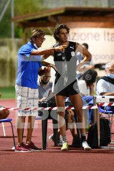 2020-08-21 - TAMBERI Gianmarco (ITA) con il papà Marco - JUMP SESSION 2 - ITALIAN - ATHLETICS
