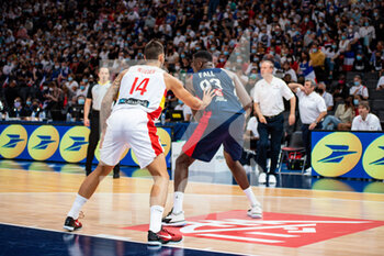 2021-07-10 - Willy Hernangomez of Spain and Moustapha Fall of France fight for the ball during the International Men's Friendly Basketball match between France and Spain on July 10, 2021 at AccorHotels Arena in Paris, France - Photo Antoine Massinon / A2M Sport Consulting / DPPI - INTERNATIONAL MEN'S FRIENDLY  MATCH - FRANCE VS SPAIN - FRIENDLY MATCH - BASKETBALL