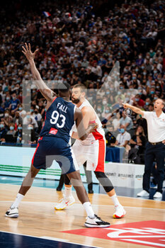 2021-07-10 - Moustapha Fall of France and Marc Gasol of Spain fight for the ball during the International Men's Friendly Basketball match between France and Spain on July 10, 2021 at AccorHotels Arena in Paris, France - Photo Melanie Laurent / A2M Sport Consulting / DPPI - INTERNATIONAL MEN'S FRIENDLY  MATCH - FRANCE VS SPAIN - FRIENDLY MATCH - BASKETBALL