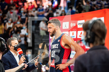 2021-07-10 - Rudy Gobert of France interviewed by a journalist of L'Equipe after the International Men's Friendly Basketball match between France and Spain on July 10, 2021 at AccorHotels Arena in Paris, France - Photo Melanie Laurent / A2M Sport Consulting / DPPI - INTERNATIONAL MEN'S FRIENDLY  MATCH - FRANCE VS SPAIN - FRIENDLY MATCH - BASKETBALL