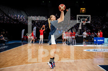 2021-07-10 - Marine Johannes of France warms up ahead of the International Women's Friendly Basketball match between France and Spain on July 10, 2021 at AccorHotels Arena in Paris, France - Photo Antoine Massinon / A2M Sport Consulting / DPPI - WOMEN'S FRIENDLY MATCH - FRANCE VS SPAIN - FRIENDLY MATCH - BASKETBALL