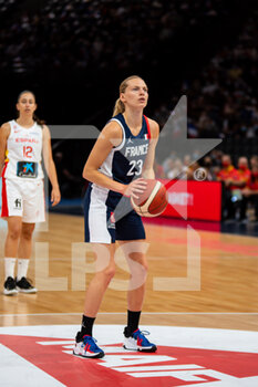 2021-07-10 - Marine Johannes of France controls the ball during the International Women's Friendly Basketball match between France and Spain on July 10, 2021 at AccorHotels Arena in Paris, France - Photo Antoine Massinon / A2M Sport Consulting / DPPI - WOMEN'S FRIENDLY MATCH - FRANCE VS SPAIN - FRIENDLY MATCH - BASKETBALL