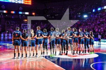 2021-07-10 - The players of France ahead of the International Women's Friendly Basketball match between France and Spain on July 10, 2021 at AccorHotels Arena in Paris, France - Photo Antoine Massinon / A2M Sport Consulting / DPPI - WOMEN'S FRIENDLY MATCH - FRANCE VS SPAIN - FRIENDLY MATCH - BASKETBALL