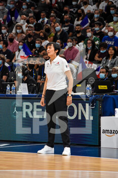 2021-07-10 - Valerie Garnier head coach of France reacts during the International Women's Friendly Basketball match between France and Spain on July 10, 2021 at AccorHotels Arena in Paris, France - Photo Melanie Laurent / A2M Sport Consulting / DPPI - WOMEN'S FRIENDLY MATCH - FRANCE VS SPAIN - FRIENDLY MATCH - BASKETBALL
