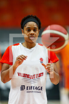 2021-03-18 - Courtney Alexandria Hurt of ESBVA-LM warms up prior the Women's EuroCup, quarter-final basketball match between Valencia Basket and ESBVA-LM on March 18, 2021 at Fuente de San Luis pavilion in Valencia, Spain - Photo Ivan Terron / Spain DPPI / DPPI - VALENCIA BASKET AND ESBVA-LM - EUROCUP - BASKETBALL