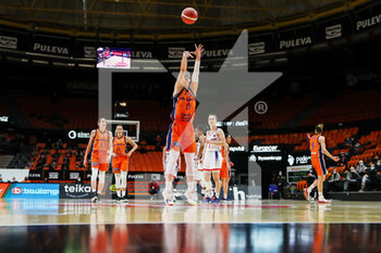 2021-03-18 - Laura Gil of Valencia during the Women's EuroCup, quarter-final basketball match between Valencia Basket and ESBVA-LM on March 18, 2021 at Fuente de San Luis pavilion in Valencia, Spain - Photo Ivan Terron / Spain DPPI / DPPI - VALENCIA BASKET AND ESBVA-LM - EUROCUP - BASKETBALL