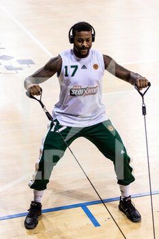 2020-10-15 - Marcus Foster of Panathinaikos OPAP warming up before the Turkish Airlines EuroLeague basketball match between Fc Barcelona and Panathinaikos OPAP on October 15, 2020 at Palau Blaugrana in Barcelona, Spain - Photo Javier Borrego / Spain DPPI / DPPI - FC BARCELONA VS PANATHINAIKOS OPAP - EUROLEAGUE - BASKETBALL