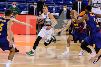 2020-10-15 - Nemanja Nedovic of Panathinaikos OPAP and Nick Calathes of Fc Barcelona during the Turkish Airlines EuroLeague basketball match between Fc Barcelona and Panathinaikos OPAP on October 15, 2020 at Palau Blaugrana in Barcelona, Spain - Photo Javier Borrego / Spain DPPI / DPPI - FC BARCELONA VS PANATHINAIKOS OPAP - EUROLEAGUE - BASKETBALL