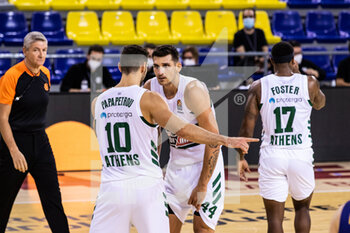 2020-10-15 - Ioannis Papapetrou of Panathinaikos OPAP and Konstantinos Mitoglou of Panathinaikos OPAP during the Turkish Airlines EuroLeague basketball match between Fc Barcelona and Panathinaikos OPAP on October 15, 2020 at Palau Blaugrana in Barcelona, Spain - Photo Javier Borrego / Spain DPPI / DPPI - FC BARCELONA VS PANATHINAIKOS OPAP - EUROLEAGUE - BASKETBALL