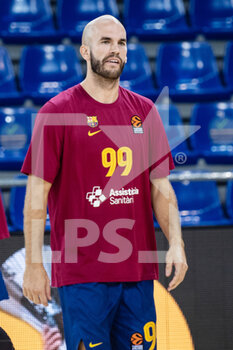 2020-10-23 - Nick Calathes of FC Barcelona warms up before the Turkish Airlines EuroLeague basketball match between Fc Barcelona and Real Madrid on October 23, 2020 at Palau blaugrana in Barcelona, Spain - Photo Marc Gonzalez Aloma / Spain DPPI / DPPI - FC BARCELONA VS REAL MADRID - EUROLEAGUE - BASKETBALL