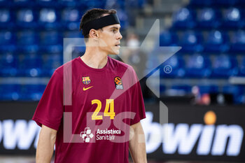2020-10-23 - Kyle Kuric of FC Barcelona warms up before the Turkish Airlines EuroLeague basketball match between Fc Barcelona and Real Madrid on October 23, 2020 at Palau blaugrana in Barcelona, Spain - Photo Marc Gonzalez Aloma / Spain DPPI / DPPI - FC BARCELONA VS REAL MADRID - EUROLEAGUE - BASKETBALL