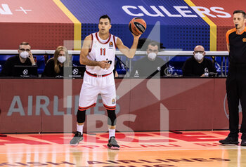 2020-12-08 - Kostas Sloukas of Olympiacos Piraeus during the Turkish Airlines EuroLeague basketball match between Fc Barcelona and Olympiacos Piraeus on December 8, 2020 at Palau Blaugrana in Barcelona, Spain - Photo Javier Borrego / Spain DPPI / DPPI - FC BARCELONA VS OLYMPIACOS PIRAEUS - EUROLEAGUE - BASKETBALL