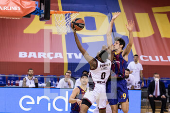2020-12-11 - Kevin Punter of AX Armani Exchange Milan shoot to basket during the Turkish Airlines EuroLeague basketball match between Fc Barcelona and AX Armani Exchange Milan on December 11, 2020 at Palau Blaugrana in Barcelona, Spain - Photo Javier Borrego / Spain DPPI / DPPI - FC BARCELONA VS AX ARMANI EXCHANGE MILAN - EUROLEAGUE - BASKETBALL