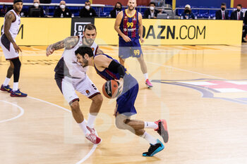2020-12-11 - Alex Abrines of Fc Barcelona during the Turkish Airlines EuroLeague basketball match between Fc Barcelona and AX Armani Exchange Milan on December 11, 2020 at Palau Blaugrana in Barcelona, Spain - Photo Javier Borrego / Spain DPPI / DPPI - FC BARCELONA VS AX ARMANI EXCHANGE MILAN - EUROLEAGUE - BASKETBALL