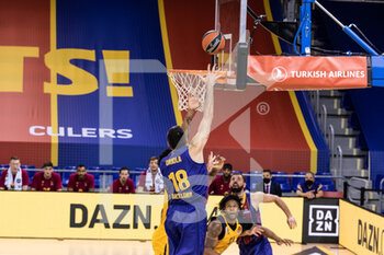 2020-12-16 - Pierre Oriola of Fc Barcelona during the Turkish Airlines EuroLeague basketball match between Fc Barcelona and BC Khimki Moscow Region on December 16, 2020 at Palau Blaugrana in Barcelona, Spain - Photo Javier Borrego / Spain DPPI / DPPI - FC BARCELONA VS BC KHIMKI MOSCOW REGION - EUROLEAGUE - BASKETBALL