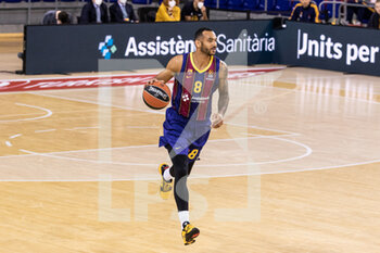 2020-12-16 - Adam Hanga of Fc Barcelona during the Turkish Airlines EuroLeague basketball match between Fc Barcelona and BC Khimki Moscow Region on December 16, 2020 at Palau Blaugrana in Barcelona, Spain - Photo Javier Borrego / Spain DPPI / DPPI - FC BARCELONA VS BC KHIMKI MOSCOW REGION - EUROLEAGUE - BASKETBALL