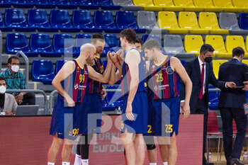 2021-04-09 - FC Barcelona team during the Turkish Airlines EuroLeague basketball match between FC Barcelona and FC Bayern Munich on April 9, 2021 at Palau Blaugrana in Barcelona, Spain - Photo Javier Borrego / Spain DPPI / DPPI - FC BARCELONA VS FC BAYERN MUNICH - EUROLEAGUE - BASKETBALL