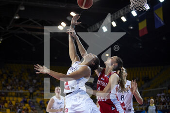 2021-06-17 - Gabby WILLIAMS (15) of France during the FIBA Women's EuroBasket 2021, Group D basketball match between France and Croatia on June 17, 2021 at Rhenus Sport in Strasbourg, France - Photo Ann-Dee Lamour / CDP MEDIA / DPPI - FIBA WOMEN'S EUROBASKET 2021, GROUP D - FRANCE VS CROATIA - INTERNATIONALS - BASKETBALL