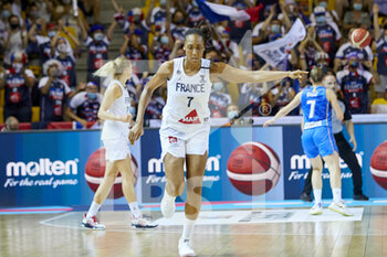 2021-06-23 - Sandrine GRUDA (7) of France during the FIBA Women's EuroBasket 2021, quarter-finals basketball match between France and Bosnia Herzegovina on June 23, 2021 at Rhenus Sport in Strasbourg, France - Photo Ann-Dee Lamour / CDP MEDIA / DPPI - FIBA WOMEN'S EUROBASKET 2021 - FRANCE VS  BOSNIA HERZEGOVINA - INTERNATIONALS - BASKETBALL